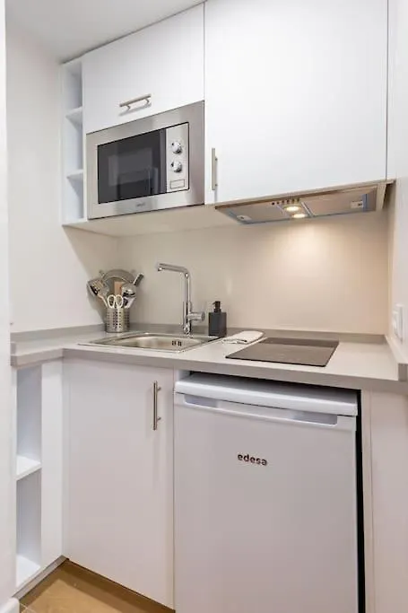 New Suite Reformada Con Excelente Ubicacion Seville