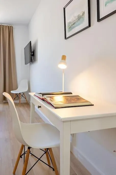 New Suite Reformada Con Excelente Ubicacion Seville 0*,