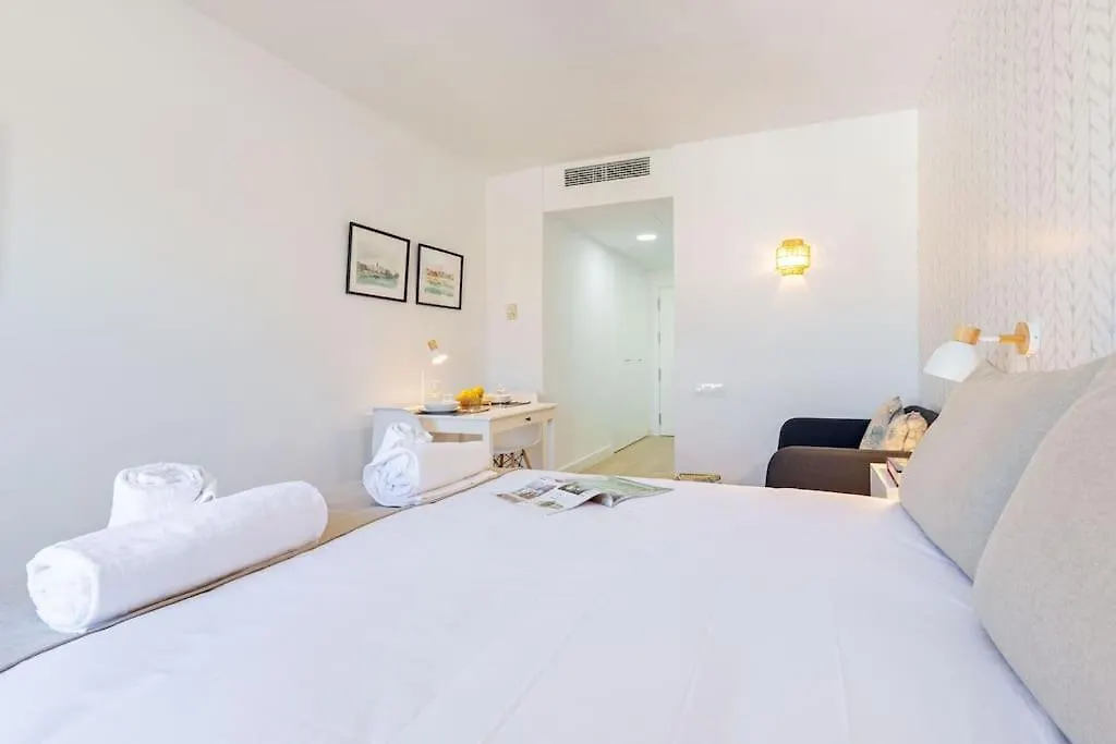 New Suite Reformada Con Excelente Ubicacion Seville 0*,